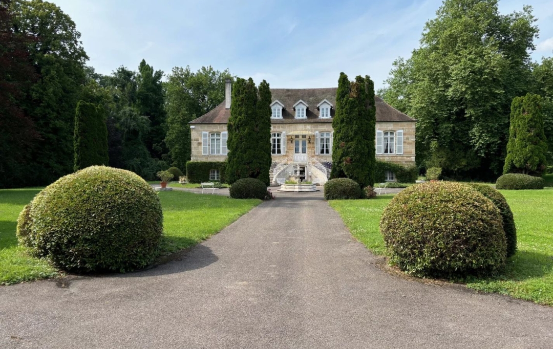 SARL PASSION IMMO Wagner Immo : Domaines / Propriétés | RAIVAL (55260) | 432 m2 | 1 490 000 € 