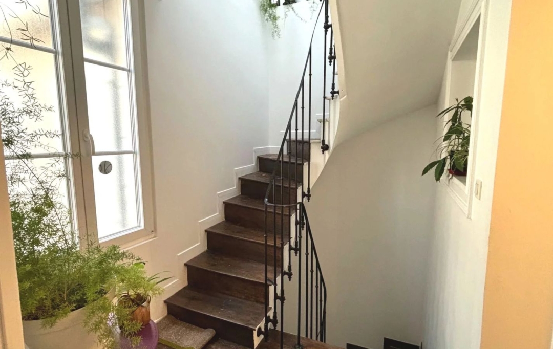 SARL PASSION IMMO Wagner Immo : Building | LIGNY-EN-BARROIS (55500) | 250 m2 | 209 000 € 