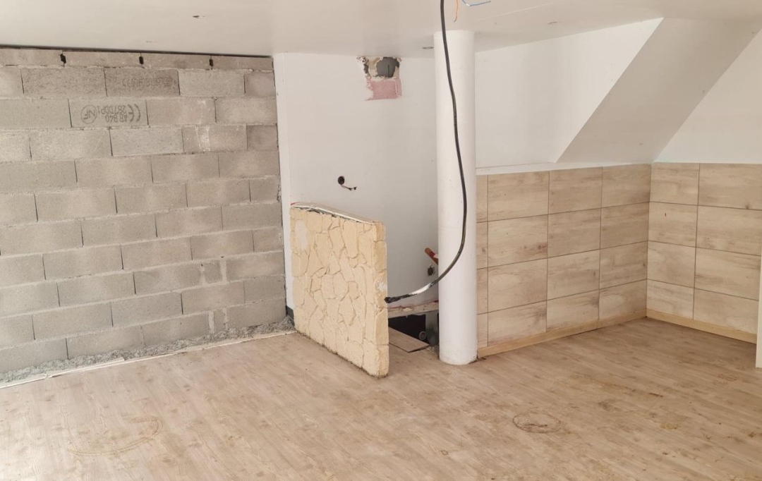 SARL PASSION IMMO Wagner Immo : Immeuble | DIEUZE (57260) | 90 m2 | 85 000 € 