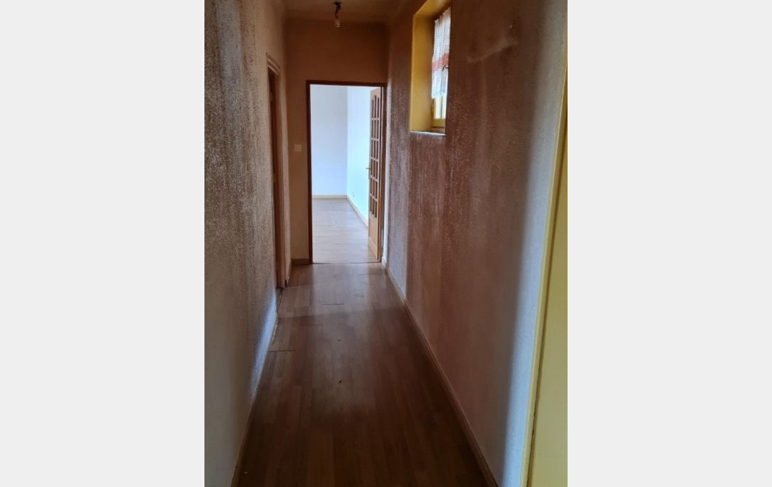 SARL PASSION IMMO Wagner Immo : Building | DIEUZE (57260) | 160 m2 | 130 000 € 