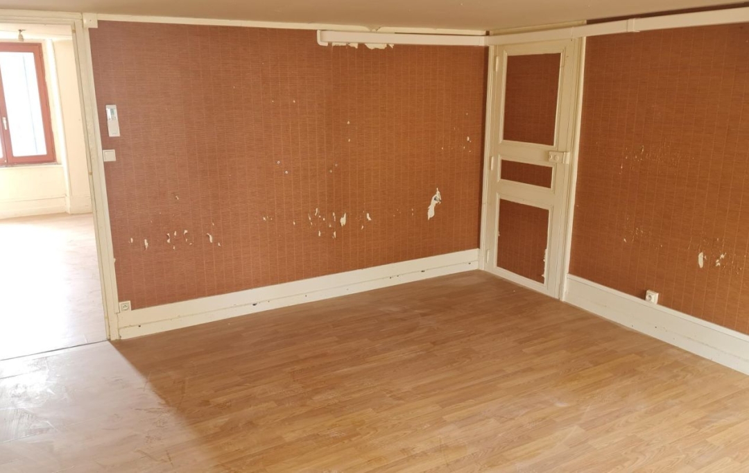 SARL PASSION IMMO Wagner Immo : Immeuble | CHATEAU-SALINS (57170) | 350 m2 | 172 000 € 