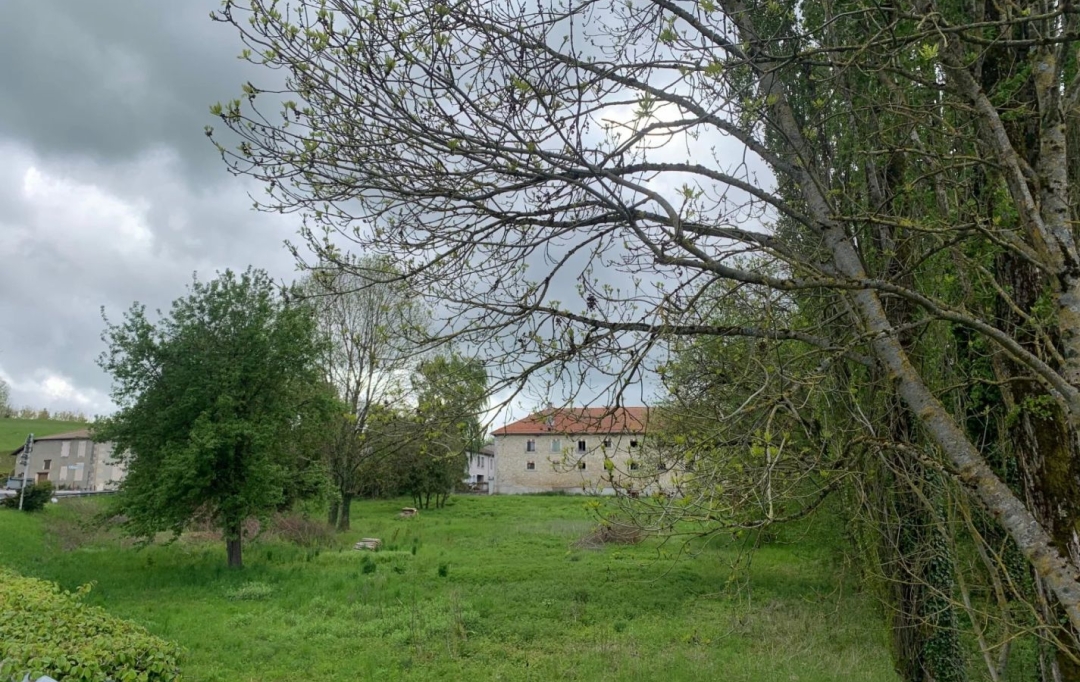 SARL PASSION IMMO Wagner Immo : Maison / Villa | RUMONT (55000) | 380 m2 | 159 000 € 