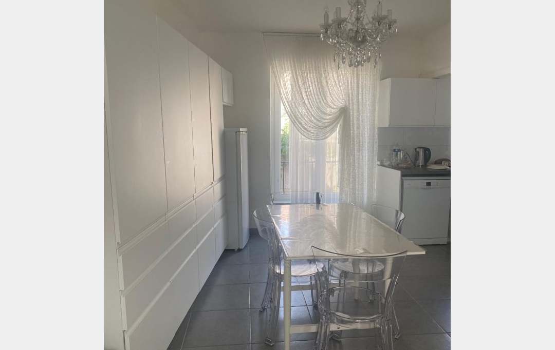 SARL PASSION IMMO Wagner Immo : Immeuble | DIEUZE (57260) | 179 m2 | 197 000 € 