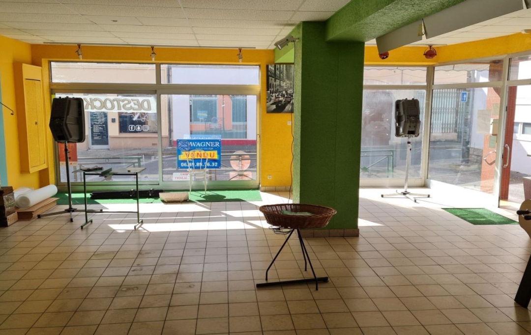 SARL PASSION IMMO Wagner Immo : Local / Bureau | DIEUZE (57260) | 400 m2 | 208 000 € 