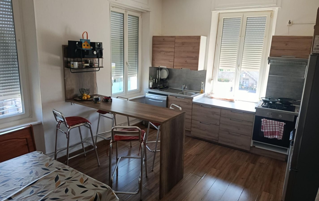 SARL PASSION IMMO Wagner Immo : Immeuble | DIEUZE (57260) | 240 m2 | 178 000 € 