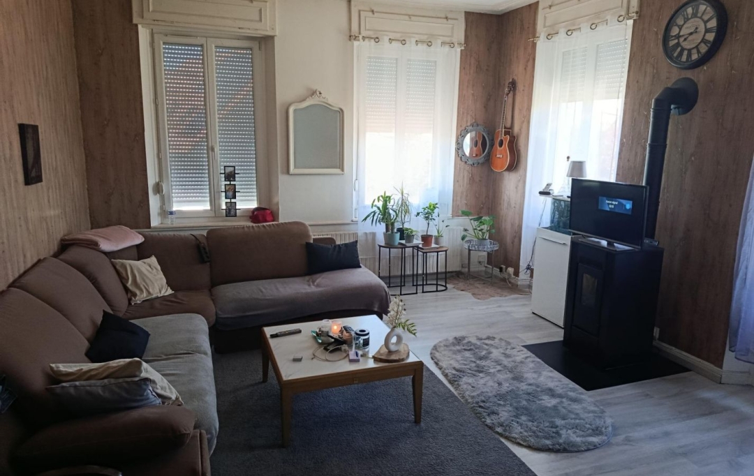 SARL PASSION IMMO Wagner Immo : Immeuble | DIEUZE (57260) | 240 m2 | 178 000 € 