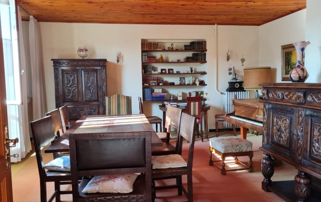 SARL PASSION IMMO Wagner Immo : House | DIEUZE (57260) | 395 m2 | 250 000 € 