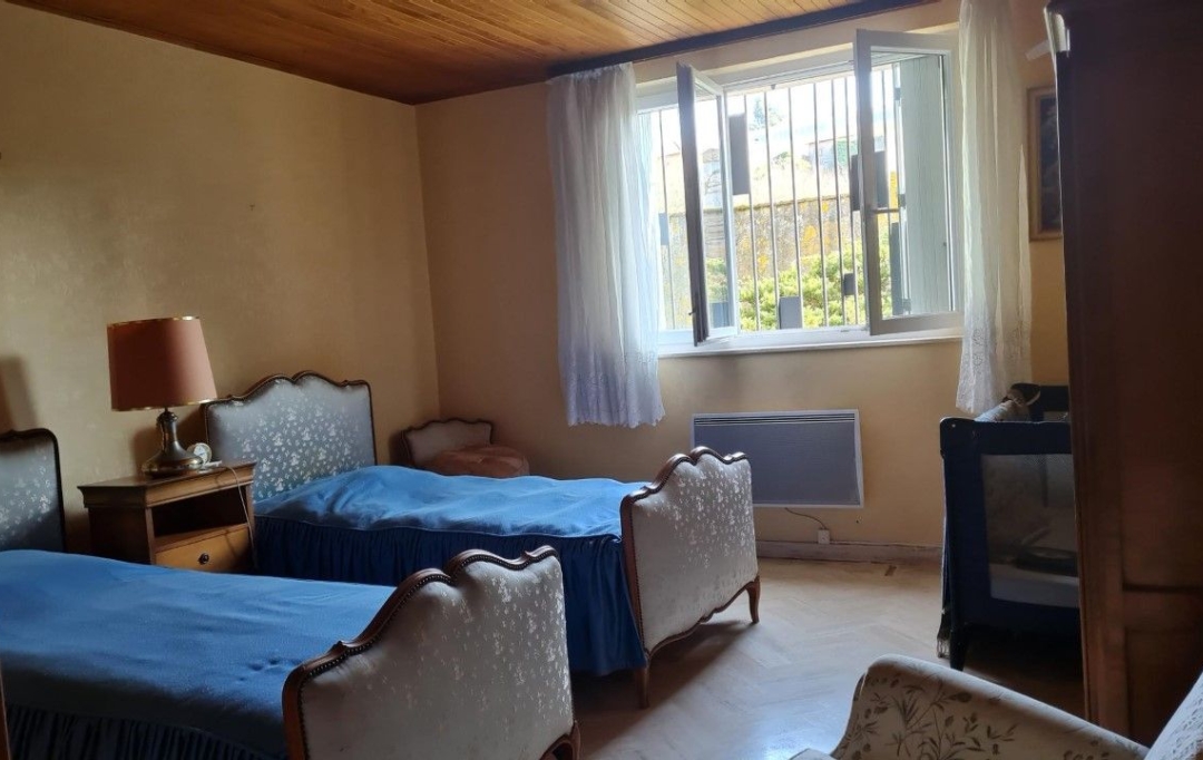 SARL PASSION IMMO Wagner Immo : House | DIEUZE (57260) | 395 m2 | 250 000 € 