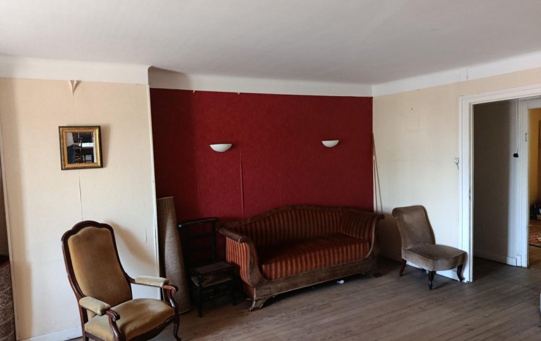 SARL PASSION IMMO Wagner Immo : Maison / Villa | DIEUZE (57260) | 240 m2 | 70 000 € 
