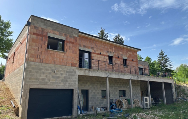 Maison BAR-LE-DUC 194 m2 630 000 € Maison BAR-LE-DUC 194 m2 630 000 €
