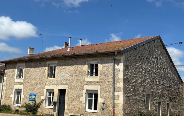 Maison de village VILLOTTE-SUR-AIRE 150 m2 158 000 € Maison de village VILLOTTE-SUR-AIRE 150 m2 158 000 €
